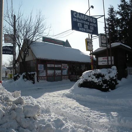 Camping Paradisul Soferilor Онешти Экстерьер фото